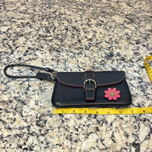 Coach Wristlet - Picture 4 of 5